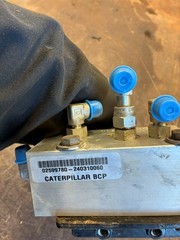 Caterpillar Hydraulic Quick Coupler Kit 272D Skid Steer 259D 289D 299d3