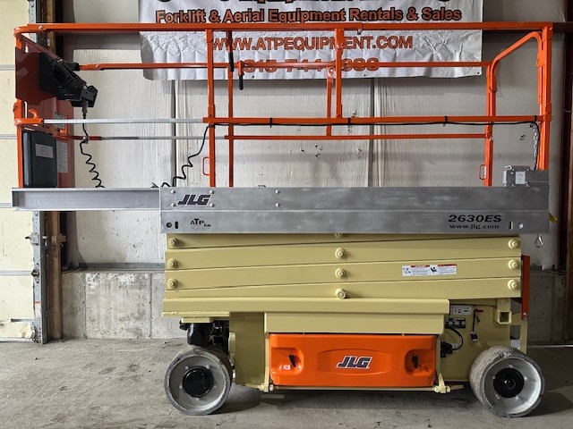 JLG 2630ES ELECTRIC SCISSOR LIFT 800LB CAPACITY VERTICAL PLATFORM MANLIFT