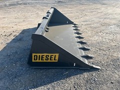 84″ Heavy Duty Low Profile Skid Steer Tooth Bucket