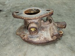 Original Marvel Schebler TSX810 Carburetor for John Deere 2010 – Needs Rebuild