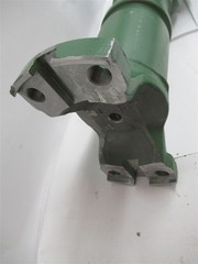 RE574236, Universal Drive Shaft fits John Deere