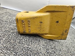 John Deere T107-3350 CATERPILLAR® Flare Tooth, 35 Series, Length 240 mm