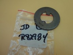 JOHN DEERE- MFWD LOCK PLATE PK QTY 4- R82984 3B02B2