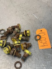1979 John Deere 950 Tractor Rear Lug Bolts