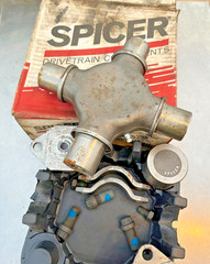 5-677X Dana SPICER *PARTIAL* U-JOINT Cross Bearing International 1696917C91