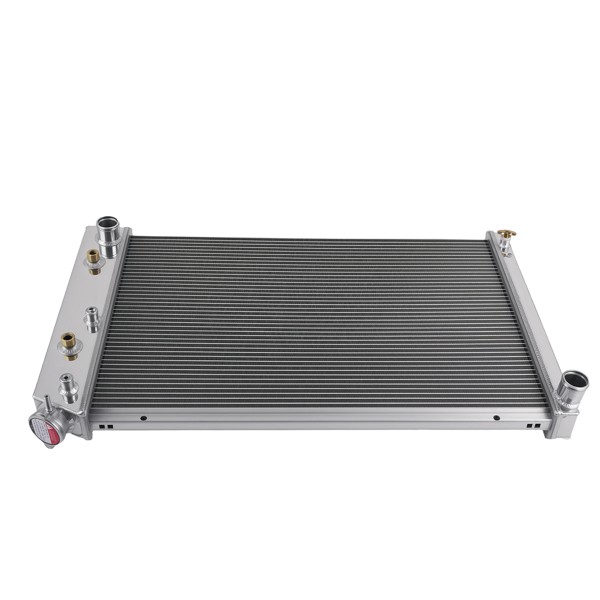 Radiator 3 Row Cooler fit for GMC C1500 C2500 C3500 4.1L-5.7L 1979-1980 CU162