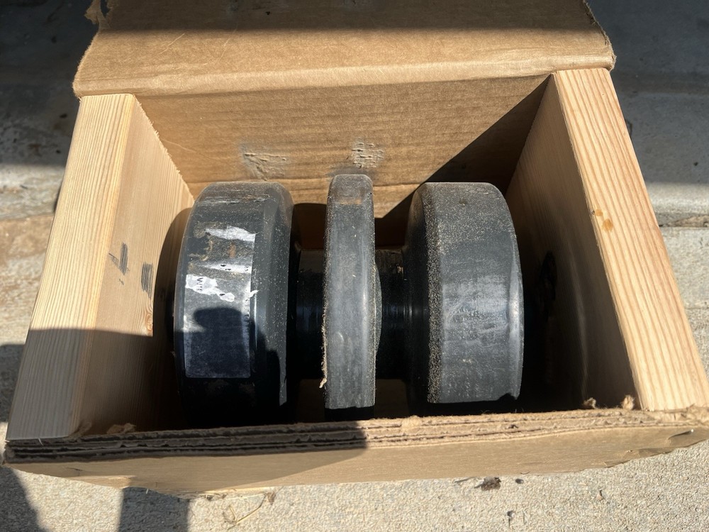 Bobcat Suspension Track Roller