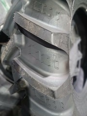 18.4-34 TIRE R-1 8PLY NEW COSMETIC BLEM TUBELESS 18434 18.4 34