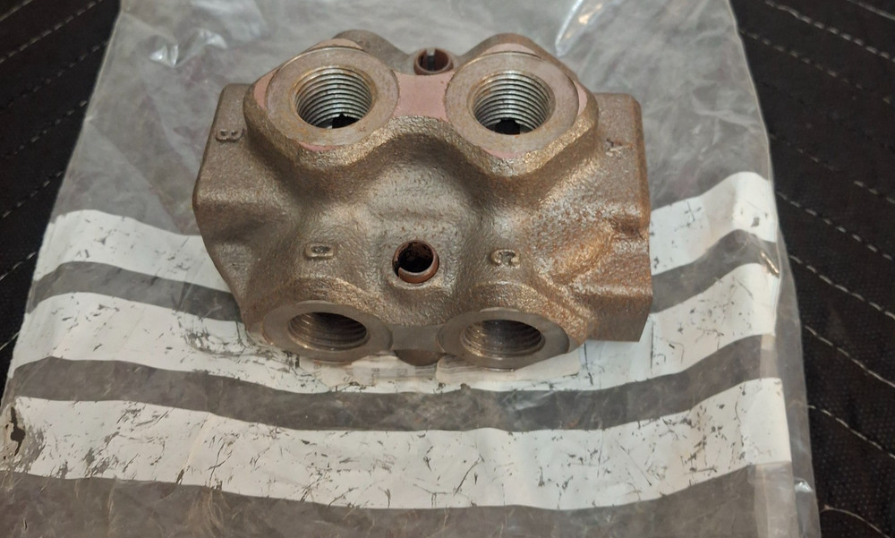 Terex 07.0704.0020 Hydraulic Diverter Valve Body DFE 10/6 BSP DFE152/6 Genie AWP