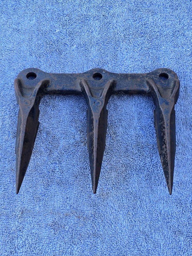 Sickle Mower 3 Prong Cutting Platform Bar Knife Rock Guard 1457KB Germany Part