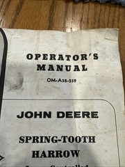John Deere Spring Tooth Harrow Lever-Controlled HC216, HC324 Operator’s Manual