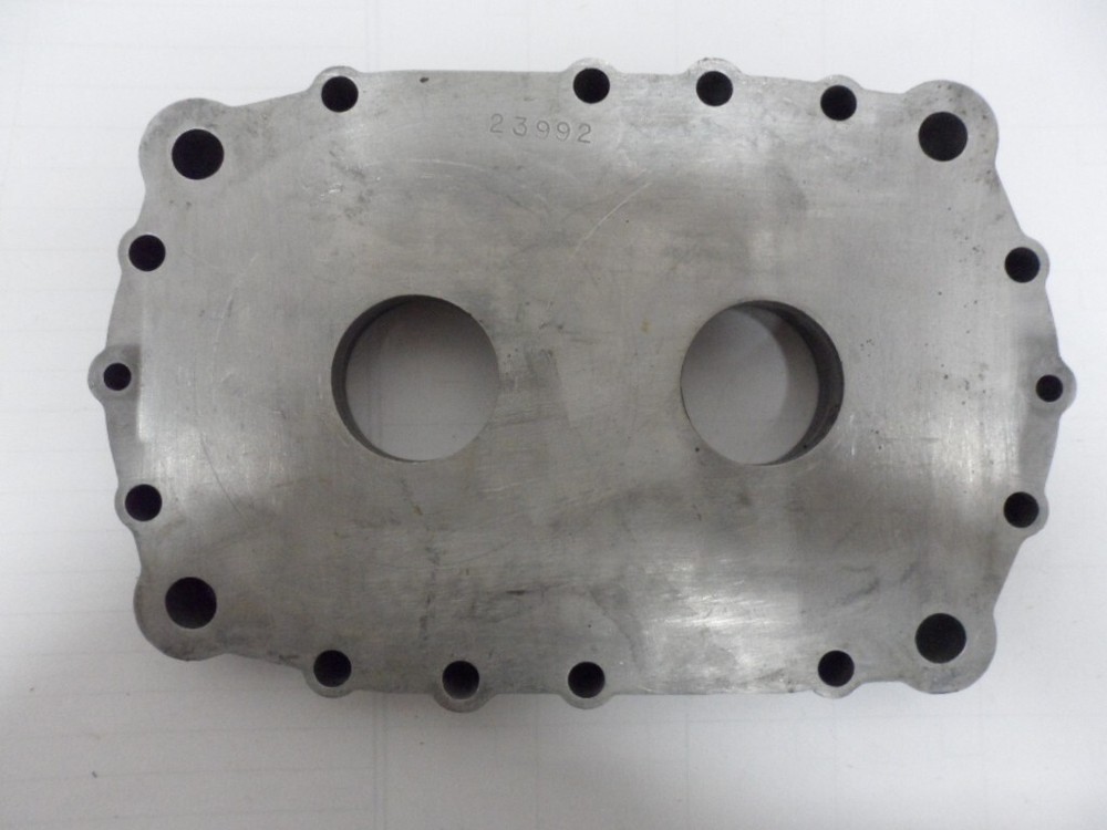 DETROIT DIESEL IN-LINE 71 Series Engine Blower Supercharger End Plate 5122363