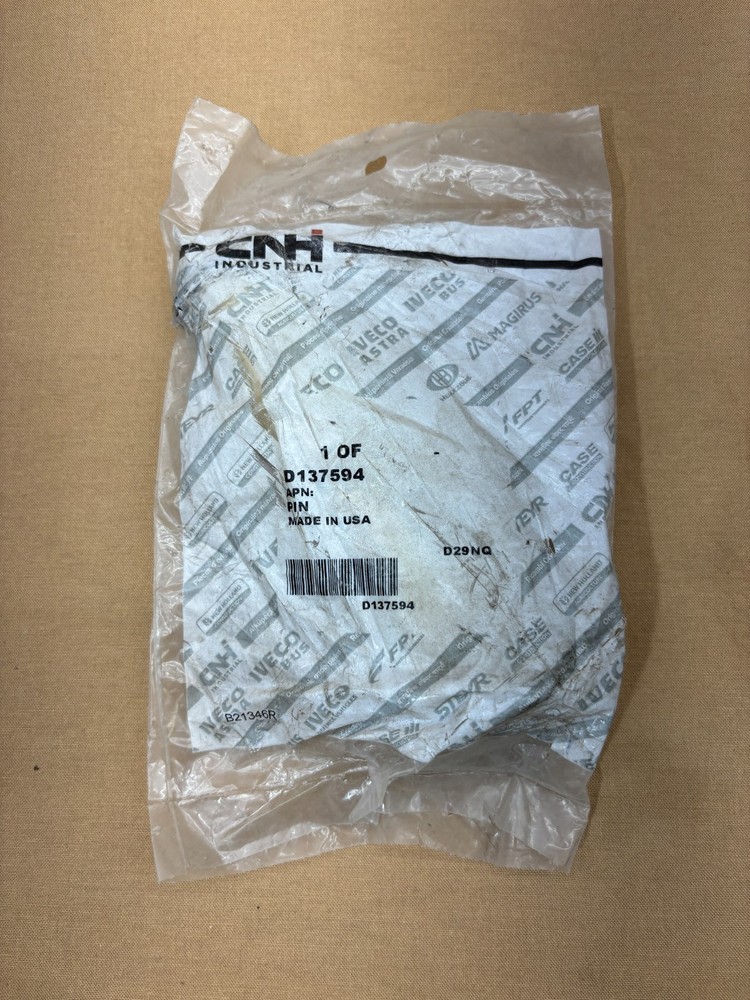 Case New Holland Industrial D137594 Pin Heavy Equipment Skid Loader CNH