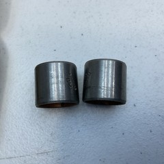 Set Of 2 Cummins 69521 Bushings