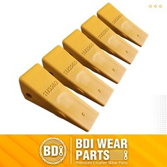 119-3204 CAT Style J200 Backhoe Bucket Shanks & 1U3202 Dirt Teeth with Pins -5PK