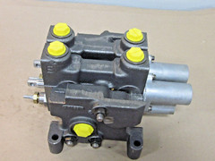 570L 580L 580SL 590S hydraulic valve with flow control two spool-New