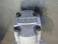 OEM Kayaba Gear Pump From Hitachi for UH23 UH081 UH121 UH143 UH171 UH172-Japan