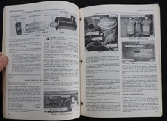 GENUINE ALLIS CHALMERS GLEANER “L2 M2” COMBINE OPERATORS MANUAL NICE SHAPE