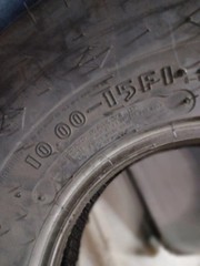 10.00-15 TIRE NEW COSMETIC BLEM 8PLY F-1 HIGHWAY SERV. IMPLEMENT 100015 10.00 15