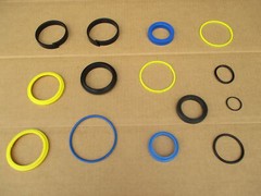 TILT LIFT HYDRAULIC CYLINDER SEAL KIT FOR JCB 505-19 505-22 930 INDUSTRIAL 530B