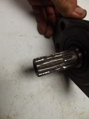 case 1816b drive motor 1816 1816c ( splines have wear)