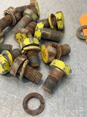 1979 John Deere 950 Tractor Rear Lug Bolts