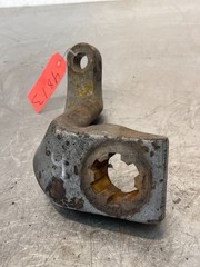Massey Ferguson MF 2775 Tractor Right Front Steering Arm 3038351M1