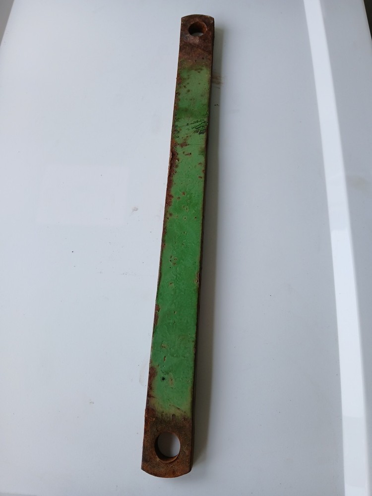 John Deere Oem UsedE55071 BRACE 15 1/4 Inch Removed From 1209