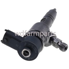 1J80153051 Fuel Injector For Kubota L3302H L3560DT L3560GST L3560HST M62 MX4800F