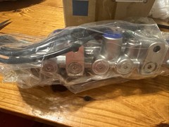 Komatsu Genuine Part 22B-60-21132 Solenoid Valve New In Box