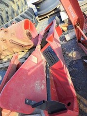 Case/case I.H. 2208 RH Outer Divider 86980201