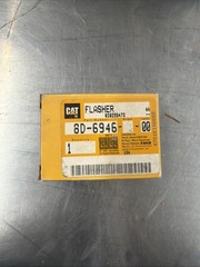 CAT 8D-6946 8D6946 Flasher 24v 2 Prong 15592 Flasher Stewart Warner
