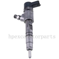 1J80153051 For Kubota L3302 L3302H L3560DT L3560GST M62 MX4800DT Fuel Injector