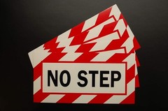 No Step Sticker Vinyl Decal – Wing Warning for Windows, Indoor Outdoor Waterproo