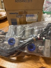 Komatsu Genuine Part 22B-60-21132 Solenoid Valve New In Box