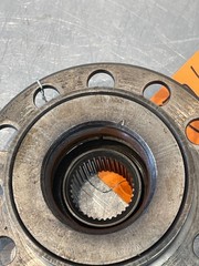 1979 Massey Ferguson MF 2775 Tractor Flywheel Input Shaft Drive Hub