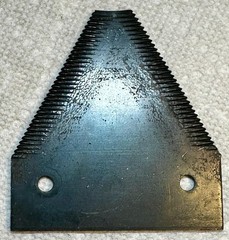 3″ x 3-1/4″ Sickle Sections for John Deere Ford and Triumph Mowers 10pk (G)