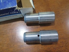 Continental Stud-Idler Gear F124H00200 / 325930 Lot of 2 Pcs (7D-5)