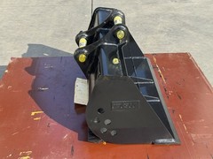 Cleaning Bucket fits CAT305 (40-IN X 0.17-CU M). 2 x 45mm Pins