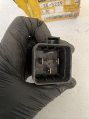 GENUINE CATERPILLAR CAT RELAY 3E5239 24 VDC NEW