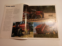 1981 Sperry New Holland Equipment Buyer’s Guide Sales Brochure
