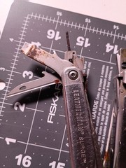 Leatherman Surge ™ Multi-Tool Pliers, Stainless Steel Multitool with Knife, Saw,