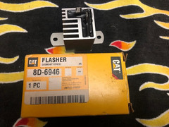 NOS Genuine Caterpillar CAT 8D-6946 Flasher 24V 8D6946 MODEL 1425CR OEM USA