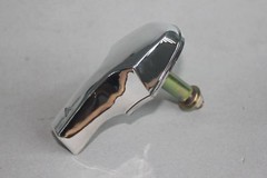 Kubota HANDLE MASCOT Bonnet Chrome L3940 L4200 L4240 L4310 L4330 L4400 L4610