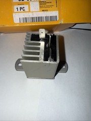NEW GENUINE OEM Caterpillar CAT 8D-6946 Flasher 24V 8D6946 MODEL 1425CR