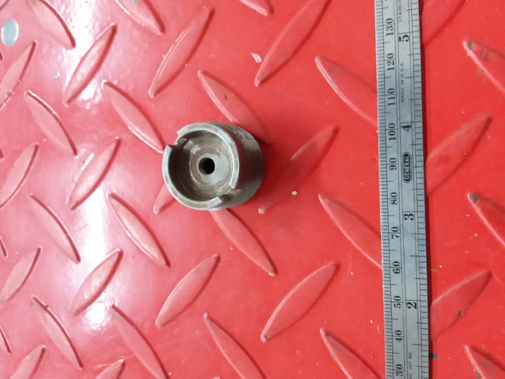 1915 6079 000 MITSUBISHI SATOH PLUG BUNG PORT A27