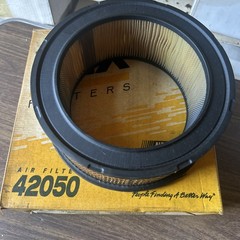 NOS WIX AIR FILTER 42050