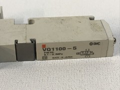 SMC VQ1100-5 Solenoid 24VDC Valve 2-Position 5-Port