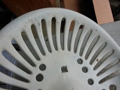 Vintage Cast Iron Tractor Seat Unbranded Painted Lot 26-16-20-P
