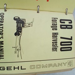 GEHL AGRICULTURE SERVICE OWNERS MANUAL BINDER OF Over 30 MIXED MANUALS